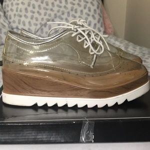 Qupid vinyl platform shoes/Oxford size 8.5